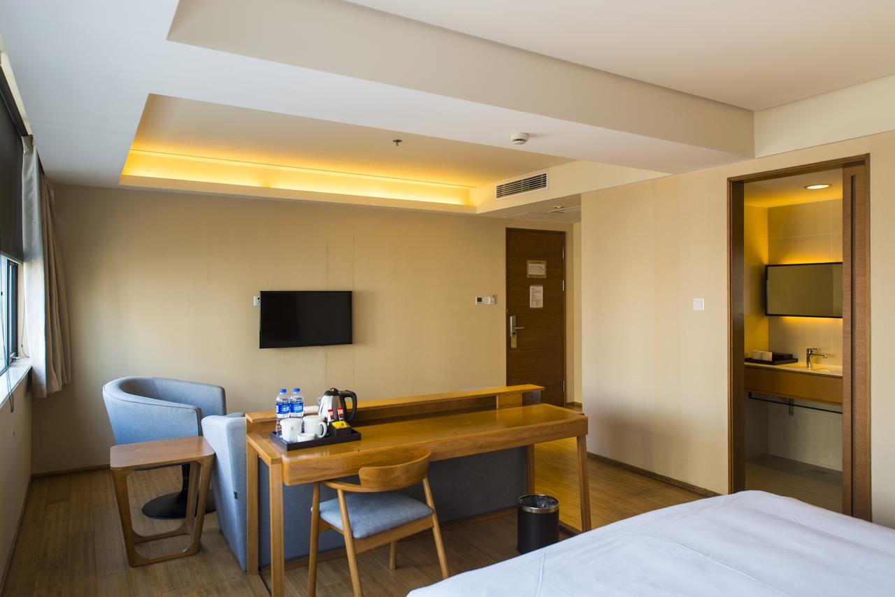 Ji Hotel Shanghai Hongqiao Transport Hub Linkong Zone Exterior foto